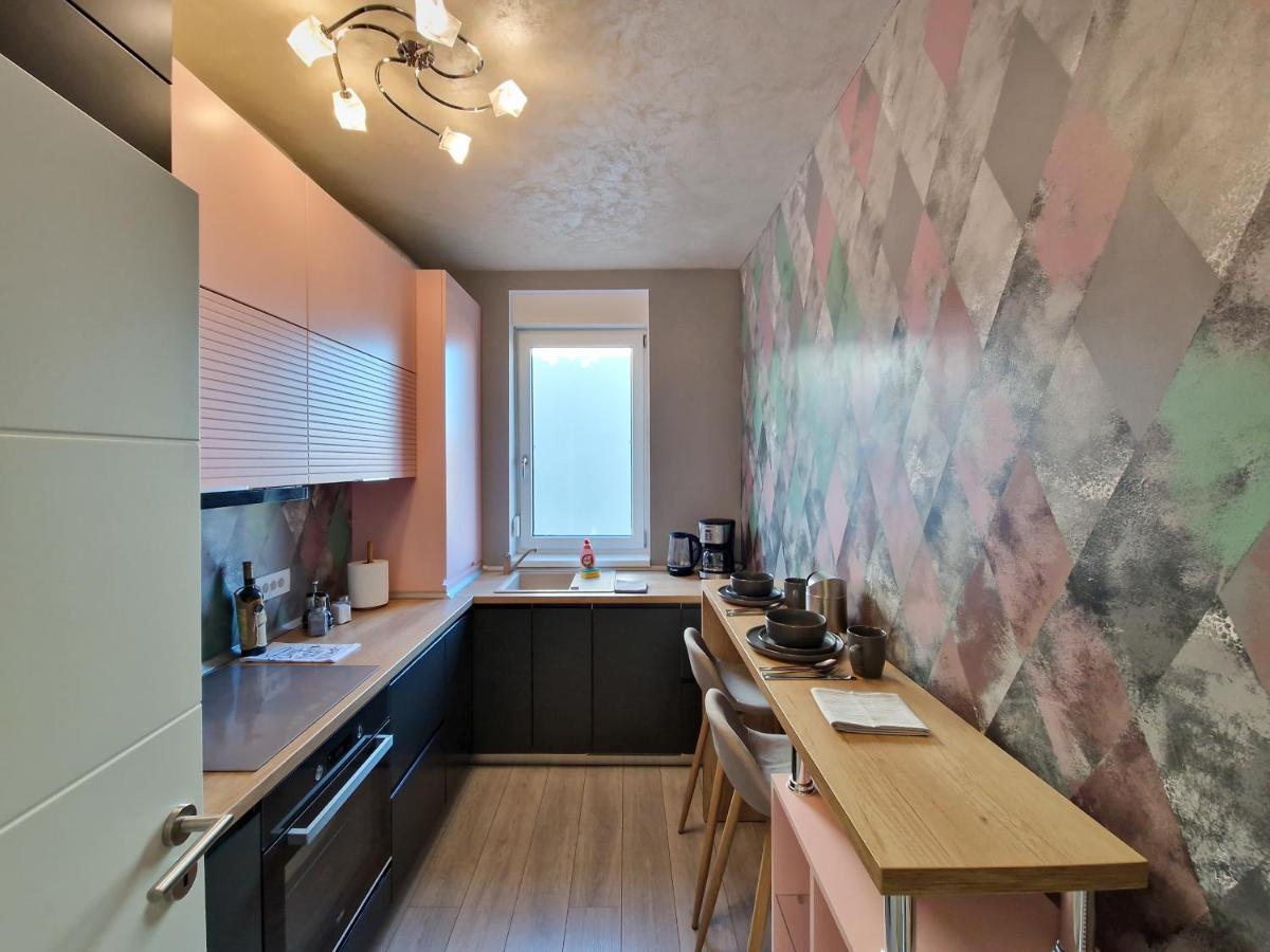 Mirvana Apartments Legacy Residence ทิมิชัวรา ภายนอก รูปภาพ